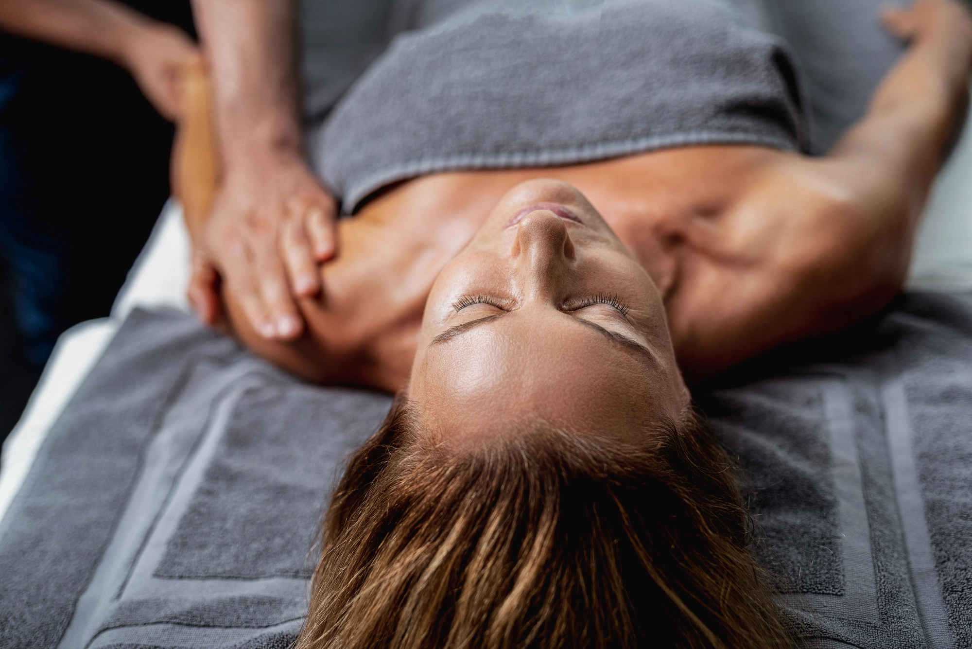 Wellnessbehandlung – Motiv der offiziellen DAS ERZ Website